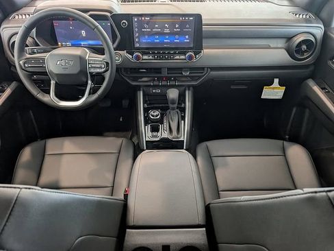 New 2026 Chevrolet Colorado Trail Boss AWD/4WD image 14