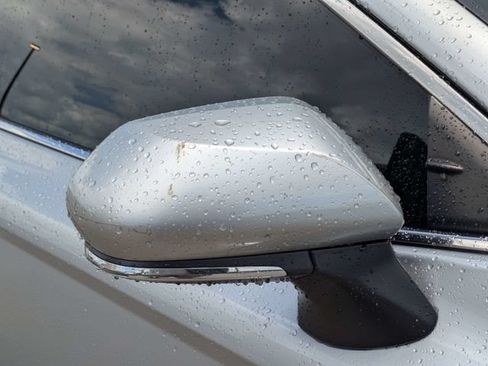 Used 2022 Toyota Camry SE FWD image 9
