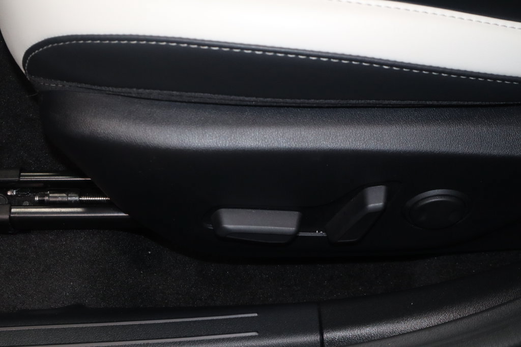 Used 2025 Kia K4 GT-Line w/ GT-Line Premium Package FWD image 18