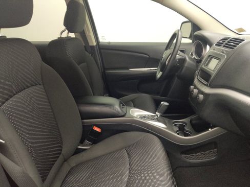 Used 2017 Dodge Journey Crossroad FWD image 21