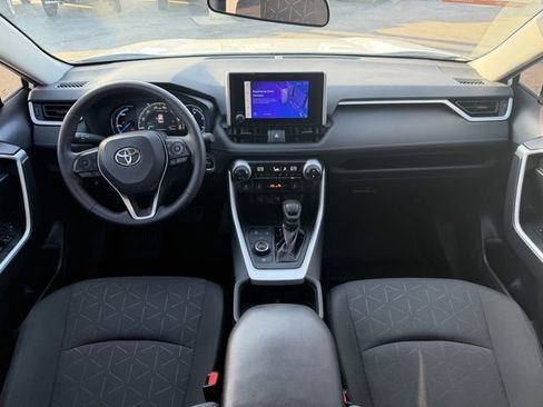 Used 2024 Toyota RAV4 XLE w/ Convenience Package AWD/4WD image 18