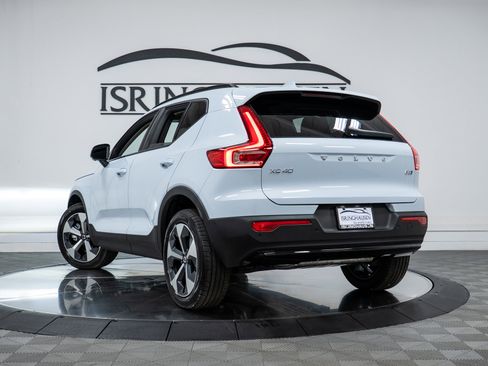 New 2026 Volvo XC40 B5 Plus w/ Protection Package Premier image 28