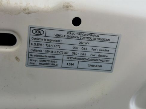 Used 2021 Kia Telluride LX FWD image 17