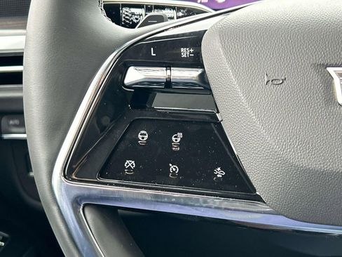 New 2026 Cadillac Escalade Luxury w/ Touring Package image 27