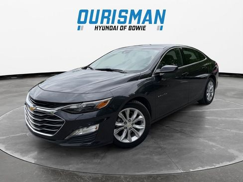 Used 2023 Chevrolet Malibu LT FWD image 2