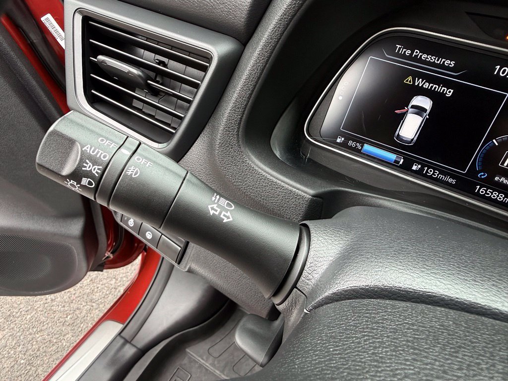 Used 2023 Nissan Leaf SV Plus FWD image 27