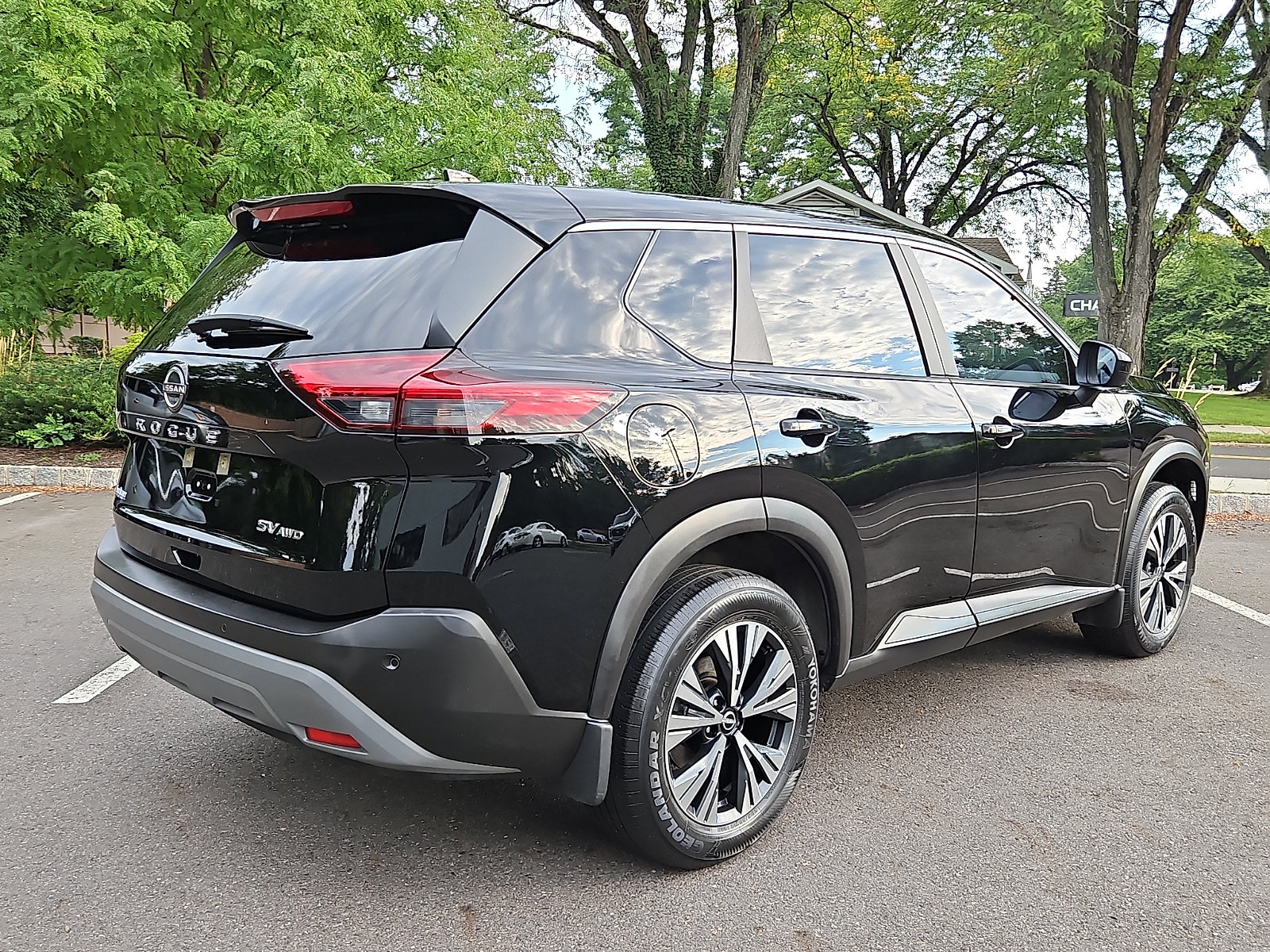 Certified 2023 Nissan Rogue SV AWD/4WD image 6