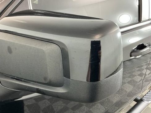 Used 2020 Chevrolet Silverado 1500 LT Trail Boss w/ Midnight Edition AWD/4WD image 9