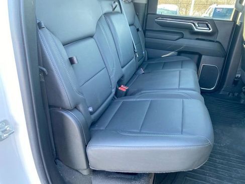 Used 2025 Chevrolet Silverado 2500 LTZ w/ LTZ Premium Package image 24