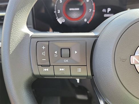 New 2026 Nissan Kicks SV w/ SV Premium Package image 7