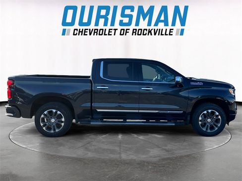 Used 2024 Chevrolet Silverado 1500 High Country image 7