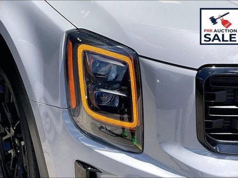 Used 2022 Kia Telluride SX w/ SX Prestige Package AWD/4WD image 28