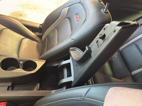 Used 2016 Chevrolet Camaro SS image 19