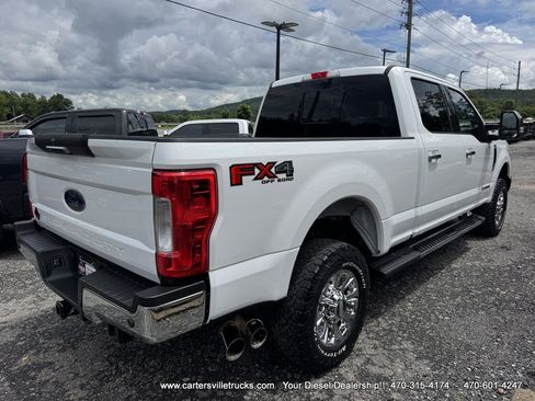 Used 2017 Ford F250 XLT w/ XLT Premium Package AWD/4WD image 7