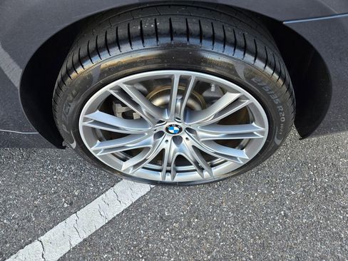 Used 2020 BMW 740i w/ Premium Package image 15