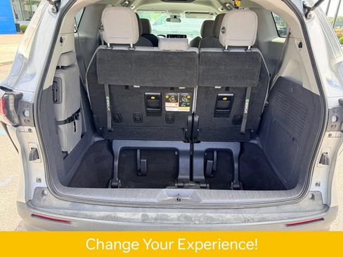 Used 2022 Toyota Sienna LE FWD image 20