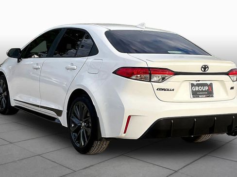 Used 2026 Toyota Corolla SE image 12