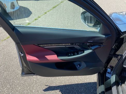 New 2026 BMW 530i xDrive AWD/4WD image 12