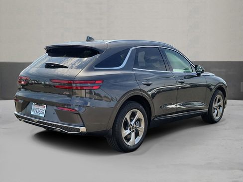 Certified 2026 Genesis GV70 2.5T Select AWD/4WD image 2