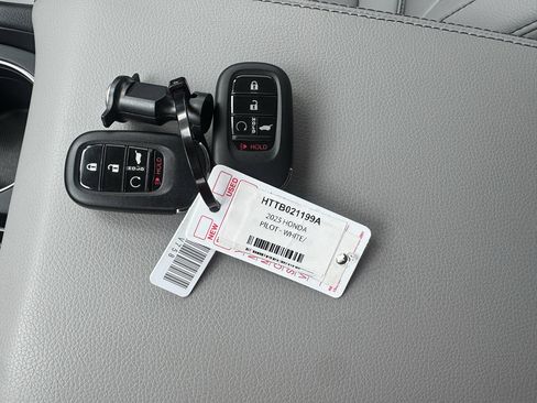 Certified 2025 Honda Pilot EX-L image 32