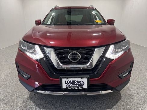 Used 2018 Nissan Rogue SL AWD/4WD image 2
