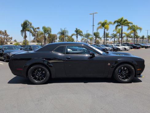 Used 2023 Dodge Challenger R/T Scat Pack RWD image 10