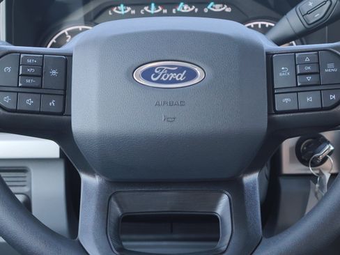 New 2025 Ford F350 XL w/ XL Chrome Package image 25