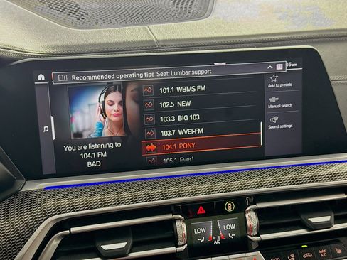 Used 2021 BMW X5 xDrive40i w/ M Sport Package AWD/4WD image 18