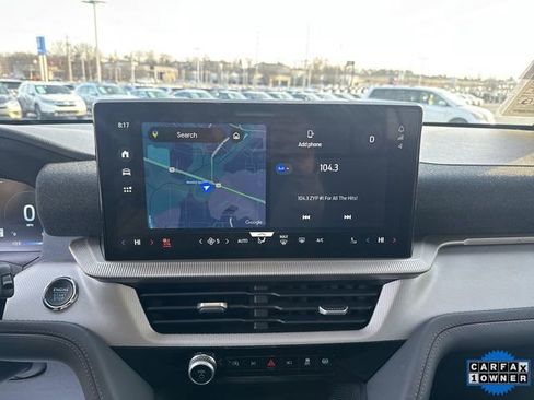 Used 2025 Ford Explorer Active w/ Active Comfort Package image 17