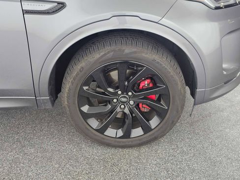 Used 2023 Land Rover Discovery Sport SE R-Dynamic image 9