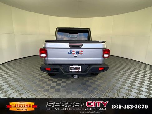 Used 2020 Jeep Gladiator Sport w/ Quick Order Package 24S image 6
