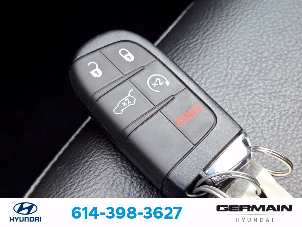 Used 2023 Jeep Compass Latitude w/ Convenience Group AWD/4WD image 34