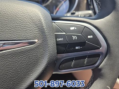 Used 2022 Chrysler Voyager LX FWD image 27