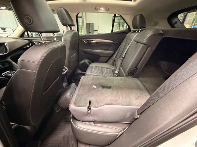 Used 2023 Buick Envision Avenir AWD/4WD image 18