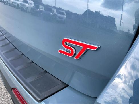 Used 2025 Ford Explorer ST w/ Sun And Sound Package image 10