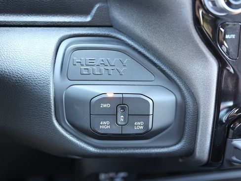 New 2026 RAM 3500 Tradesman AWD/4WD image 31