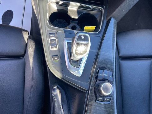 Used 2017 BMW 330i xDrive Sedan image 15