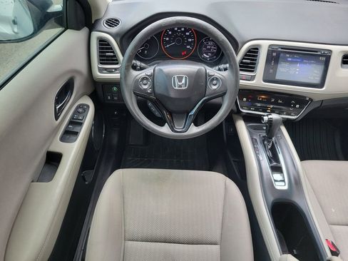 Used 2016 Honda HR-V EX image 17