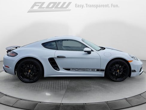Used 2024 Porsche 718 Cayman image 10