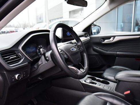 Used 2022 Ford Escape SEL image 11