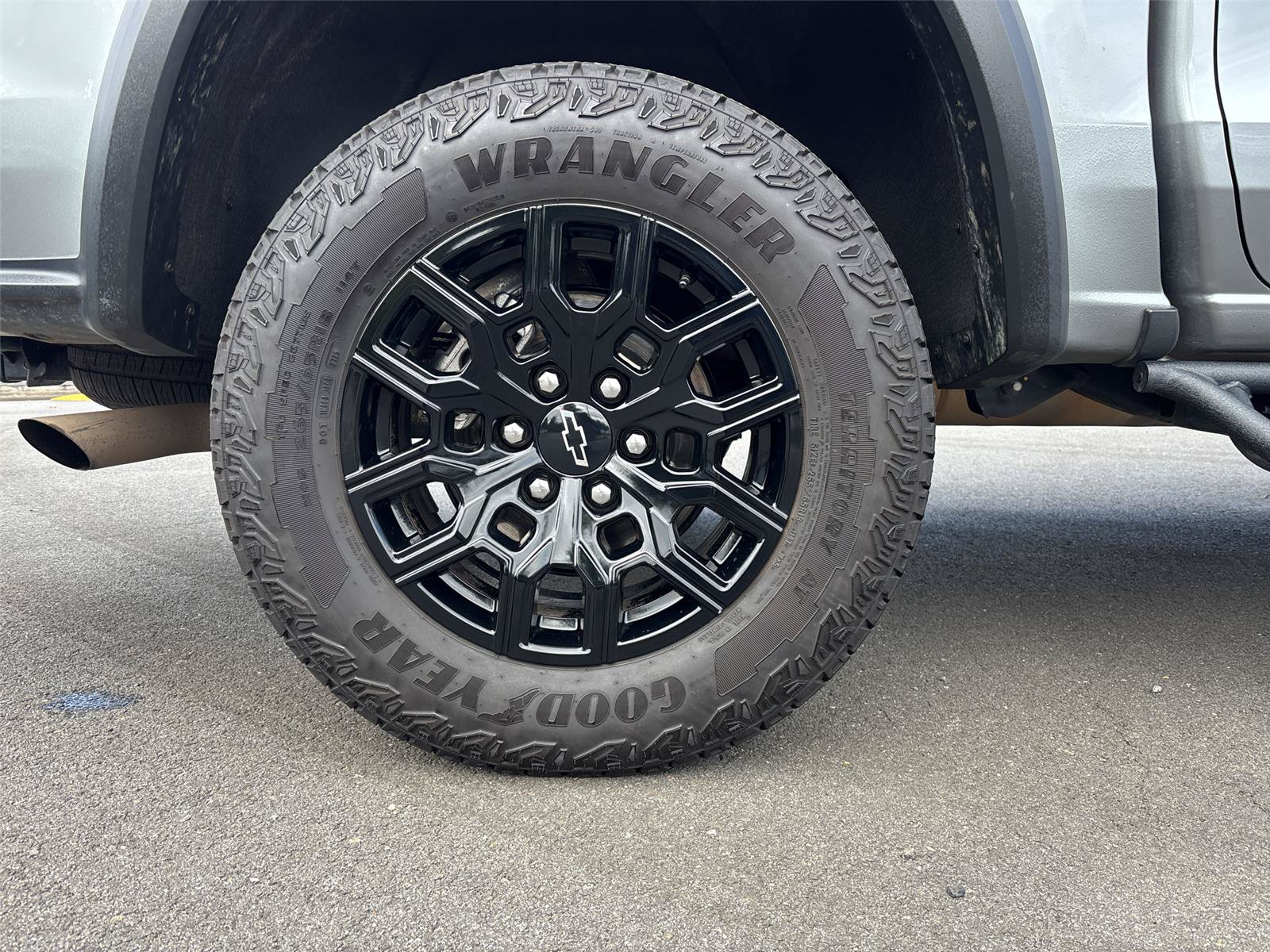 Used 2026 Chevrolet Colorado Trail Boss AWD/4WD image 29