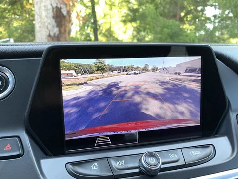 Used 2021 Chevrolet Blazer LT FWD image 14