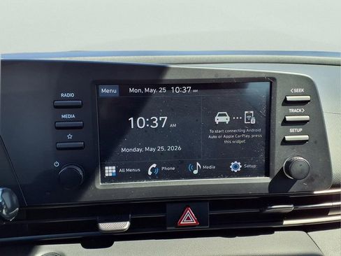 Used 2025 Hyundai Elantra Sport FWD image 10
