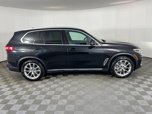 Certified 2023 BMW X5 xDrive40i w/ Premium Package AWD/4WD image 4