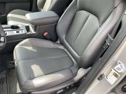 Certified 2026 Subaru Outback Premium AWD/4WD image 12