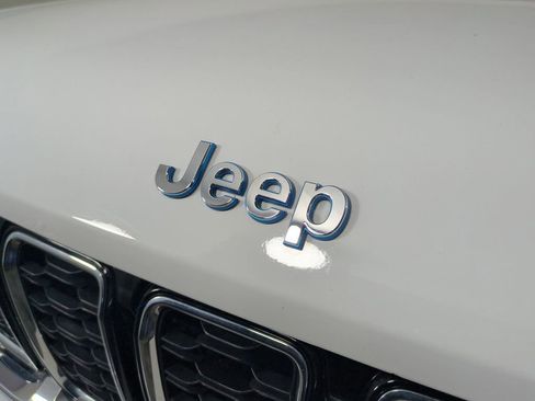 Used 2024 Jeep Grand Cherokee Limited 4xe AWD/4WD image 13