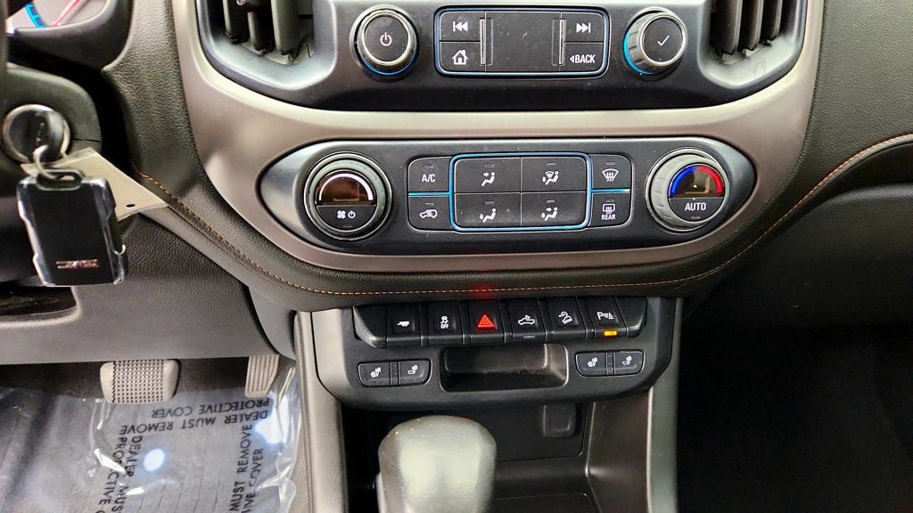 Used 2022 GMC Canyon AT4 AWD/4WD image 17
