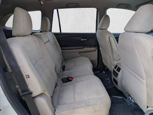 Used 2016 Honda Pilot EX image 18