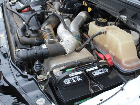 Used 2016 Ford F550 4x4 Regular Cab Super Duty image 28