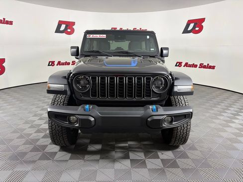 Used 2024 Jeep Wrangler Unlimited Rubicon 4xe AWD/4WD image 11